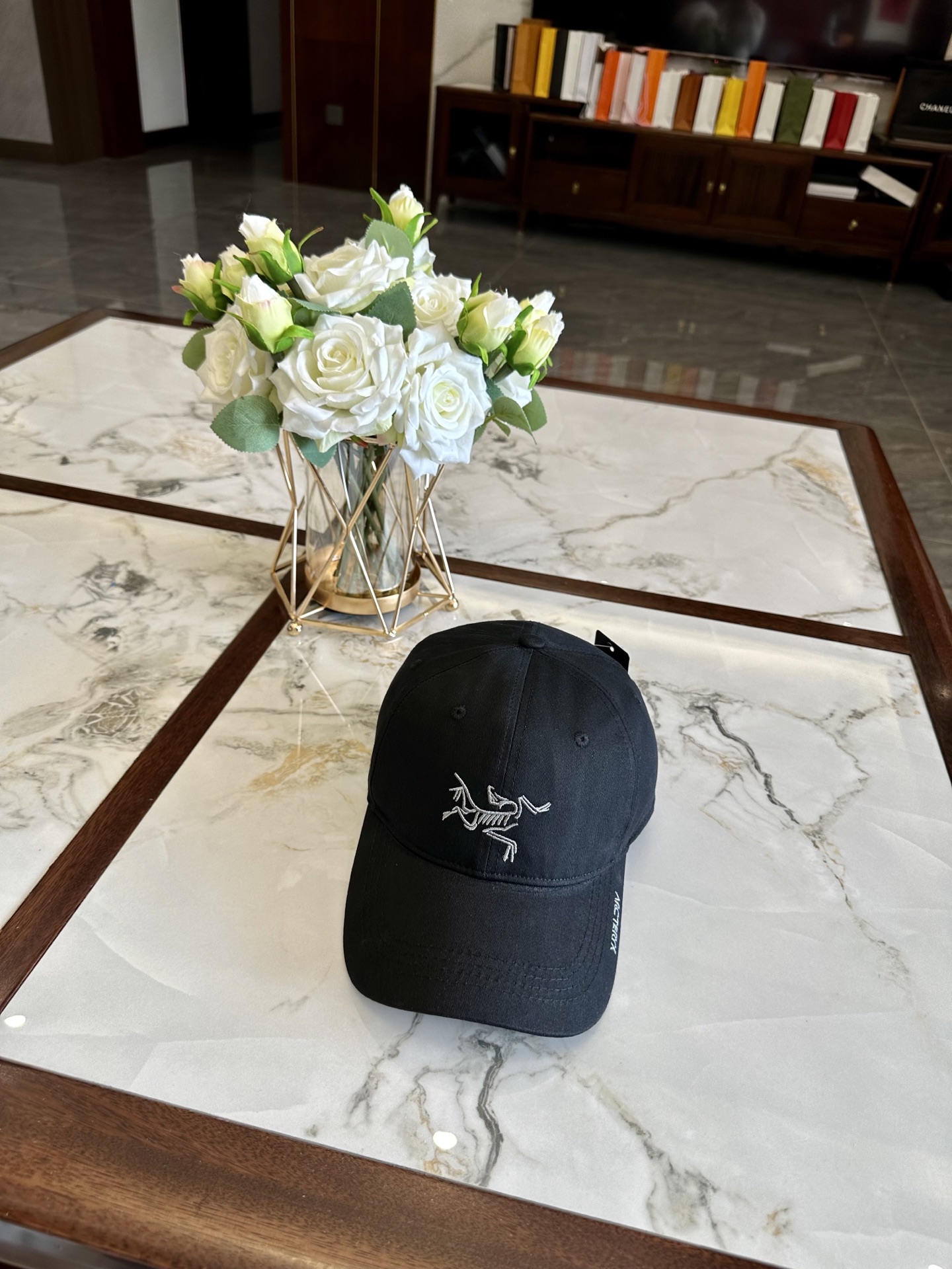 ARC'TERYX hat model 08